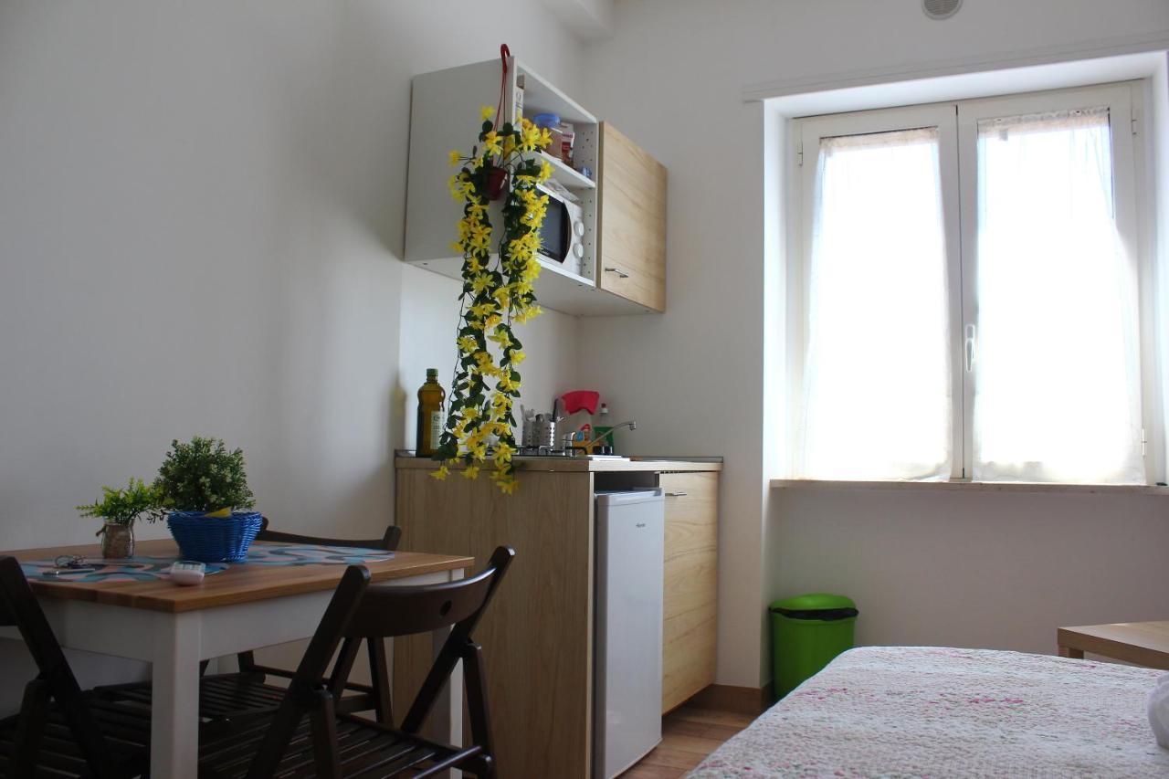 B&B da Roberto Napoli Bagian luar foto