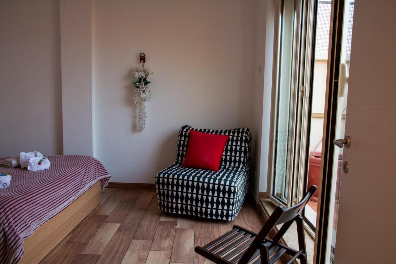 B&B da Roberto Napoli Bagian luar foto